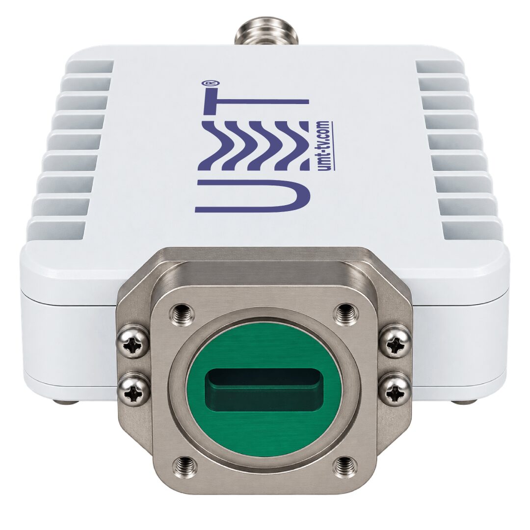 Ku-band BUC BUC-Ku01-10.6 with 10.6 GHz PLL local oscillator