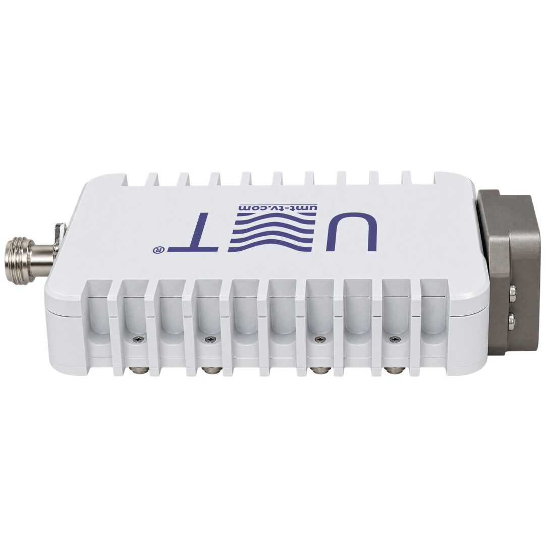 BUC-Ku01-10.6 v2.0 with built-in 10 MHz frequency reference