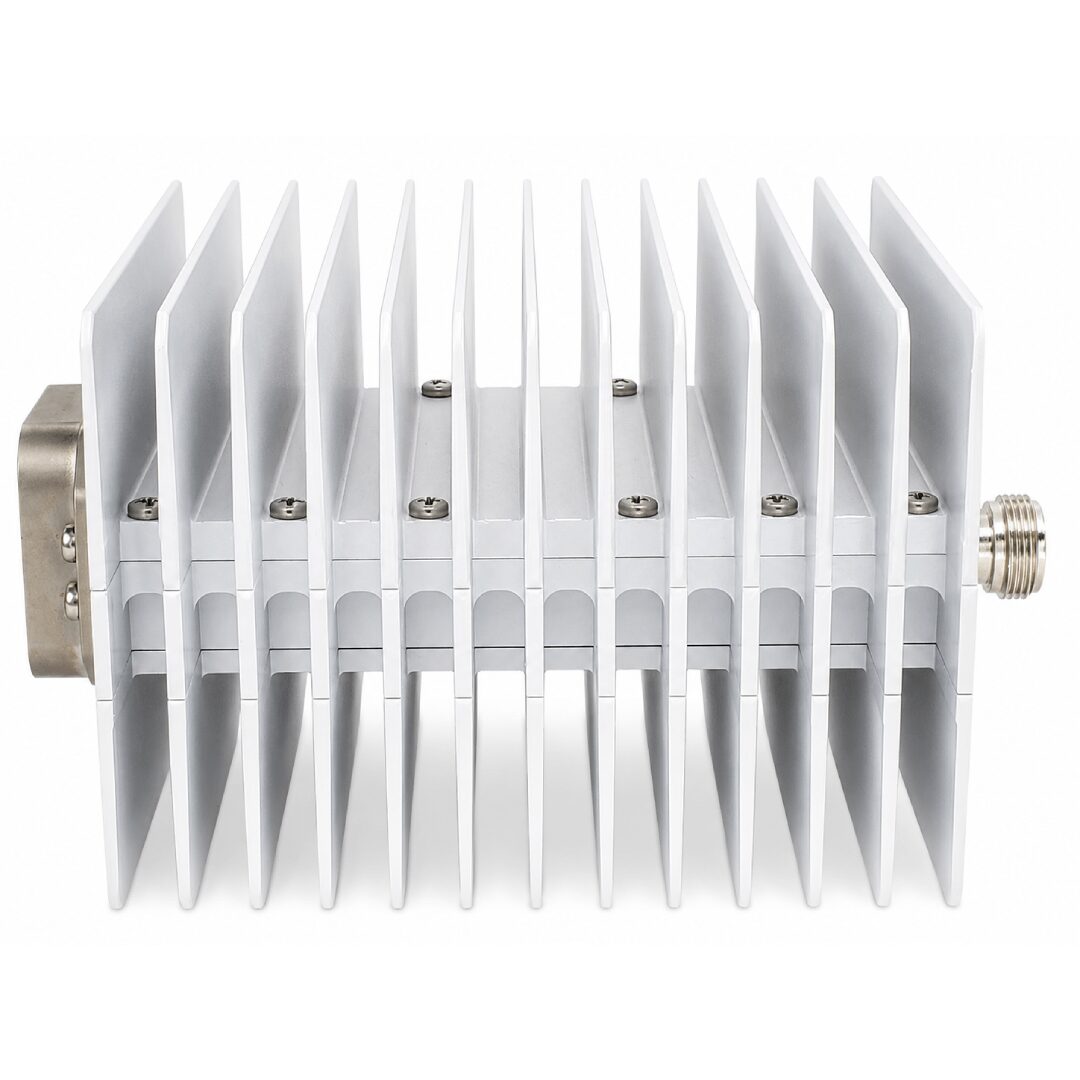 BUC-Ku04-10.6 v2 frequency upconverter with 11.55–12.55 GHz RF output